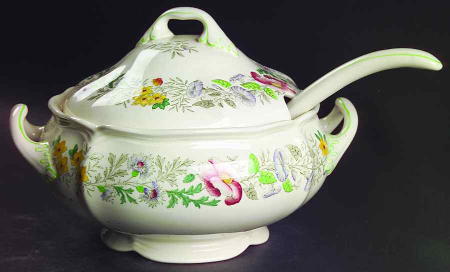 Stratford (Floral) Tureen & Lid w/Ladle by Royal Doulton-1