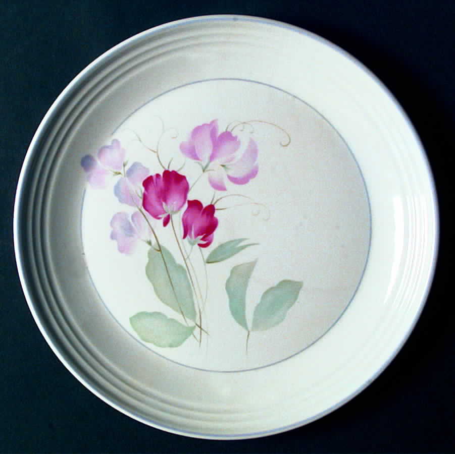 Strand Dinner Plate by Royal Doulton-1