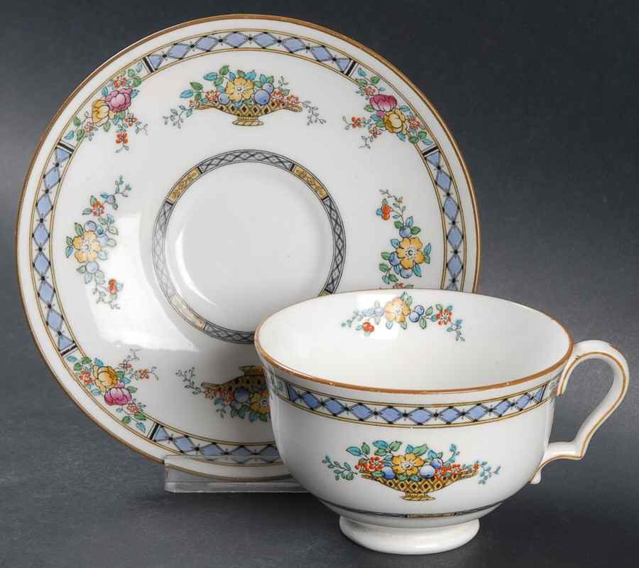 Strathmore Footed Cup & Saucer Set by Royal Doulton-1