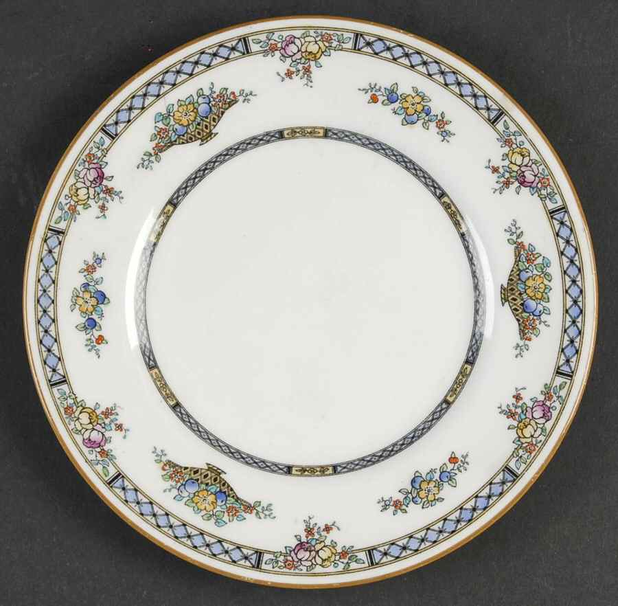 Strathmore Dessert/Pie Plate by Royal Doulton-1