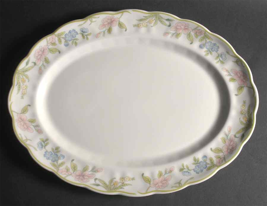 Sudbury 16" Oval Serving Platter by Royal Doulton-1