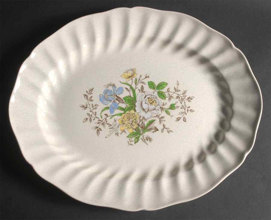 Sutherland 15" Oval Serving Platter by Royal Doulton-1
