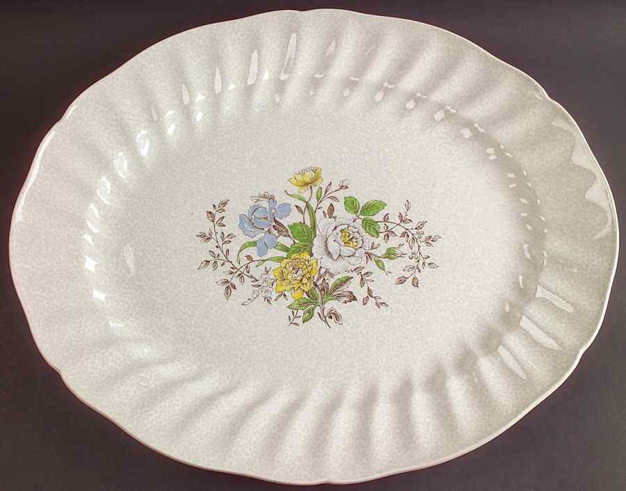 Sutherland 17" Oval Serving Platter by Royal Doulton-1