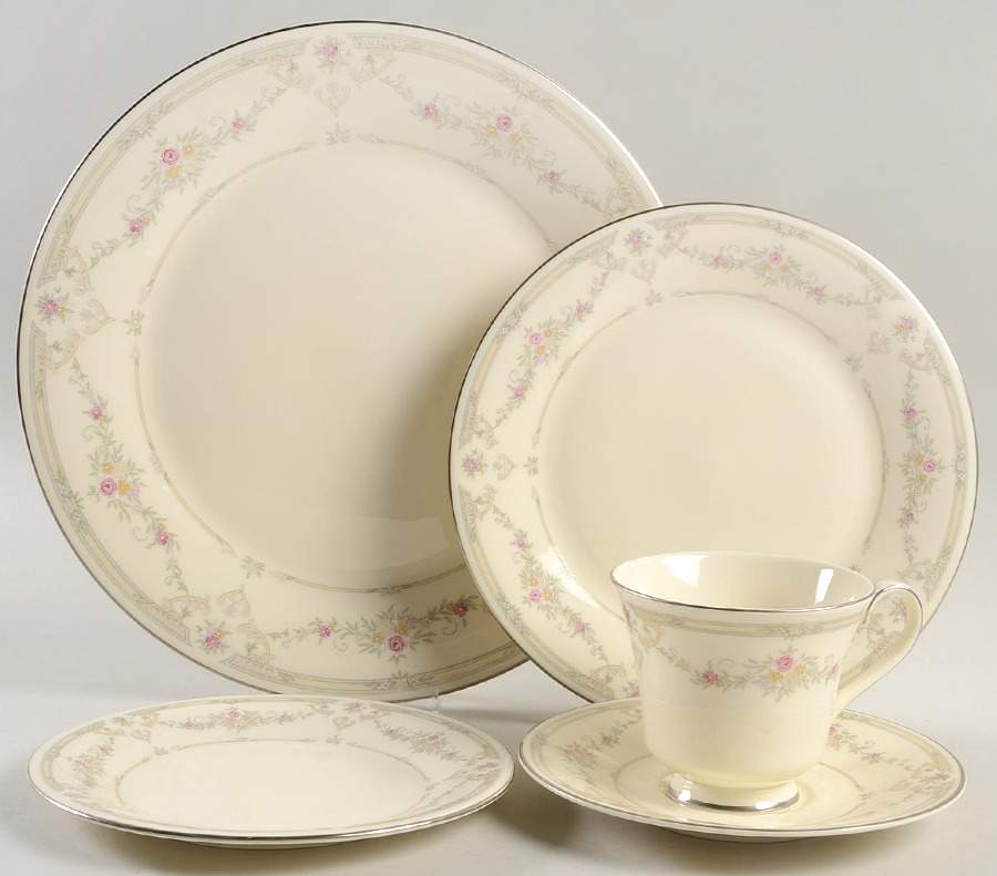 Tamara 5 Piece Place Setting by Royal Doulton-1