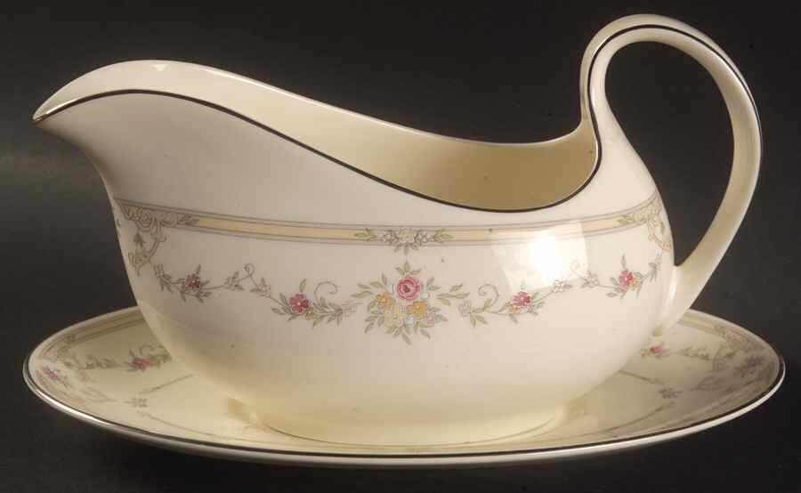 Tamara Gravy Boat & Underplate by Royal Doulton-1