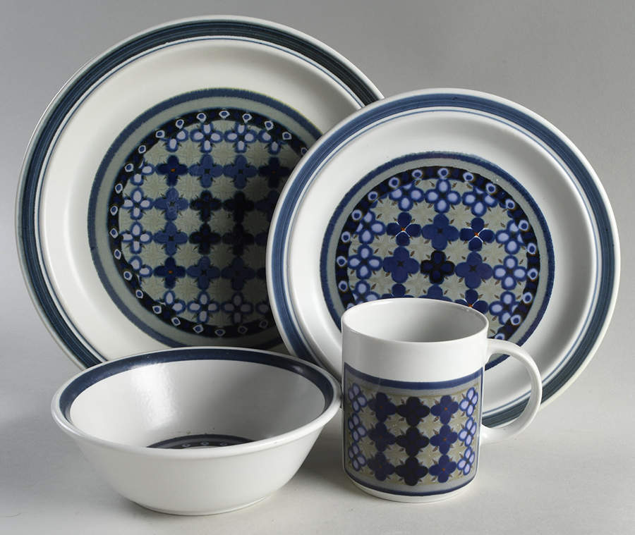Tangier 4 Piece Place Setting by Royal Doulton-1