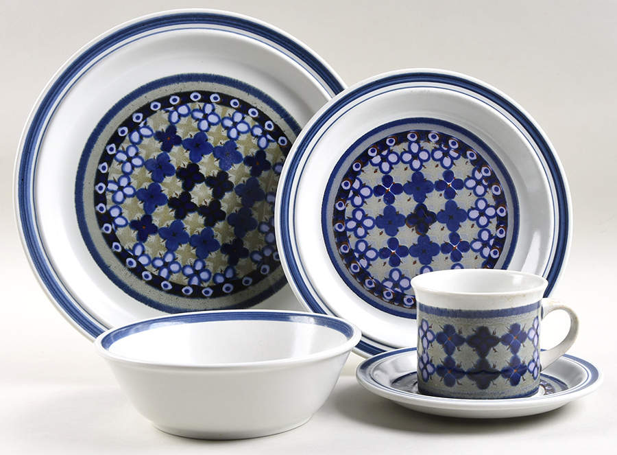 Tangier 5 Piece Place Setting by Royal Doulton-1