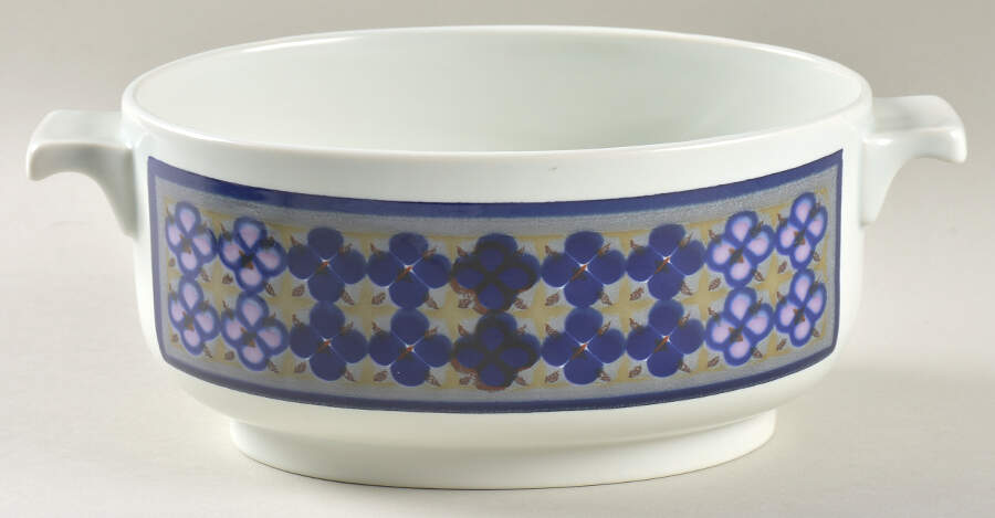 Tangier 2.25 Quart Oval Covered Casserole No Lid by Royal Doulton-1