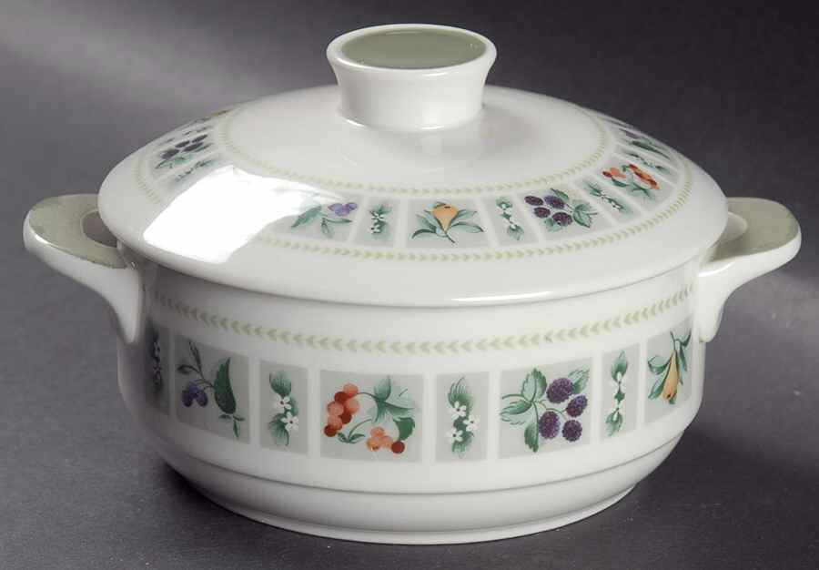 Tapestry Individual Casserole & Lid by Royal Doulton-1