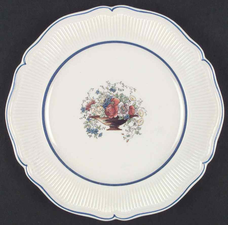 Tazza Dinner Plate by Royal Doulton-1