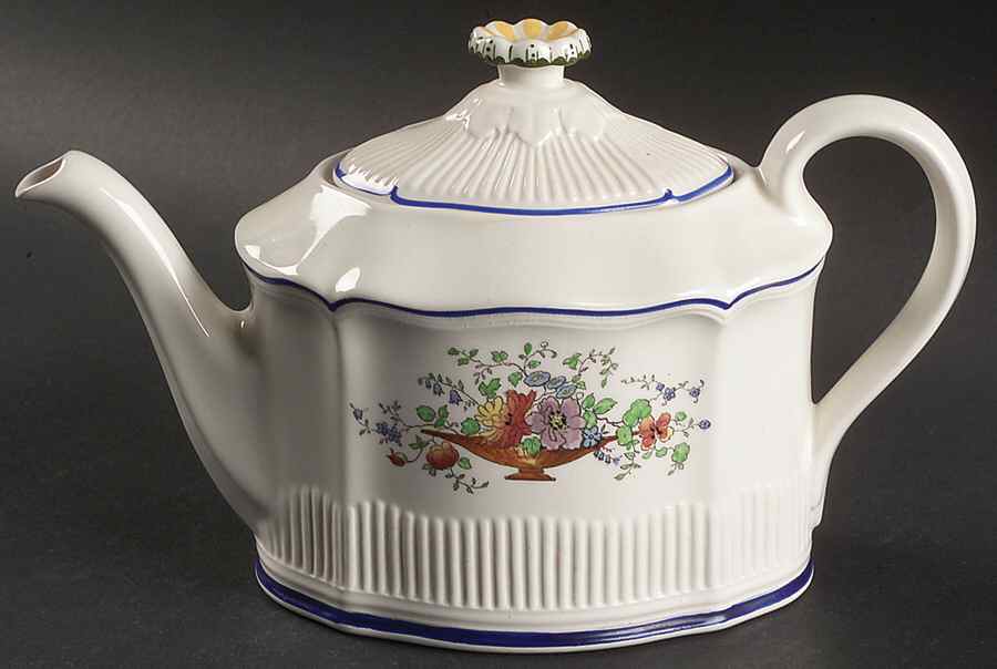 Tazza Teapot & Lid by Royal Doulton-1