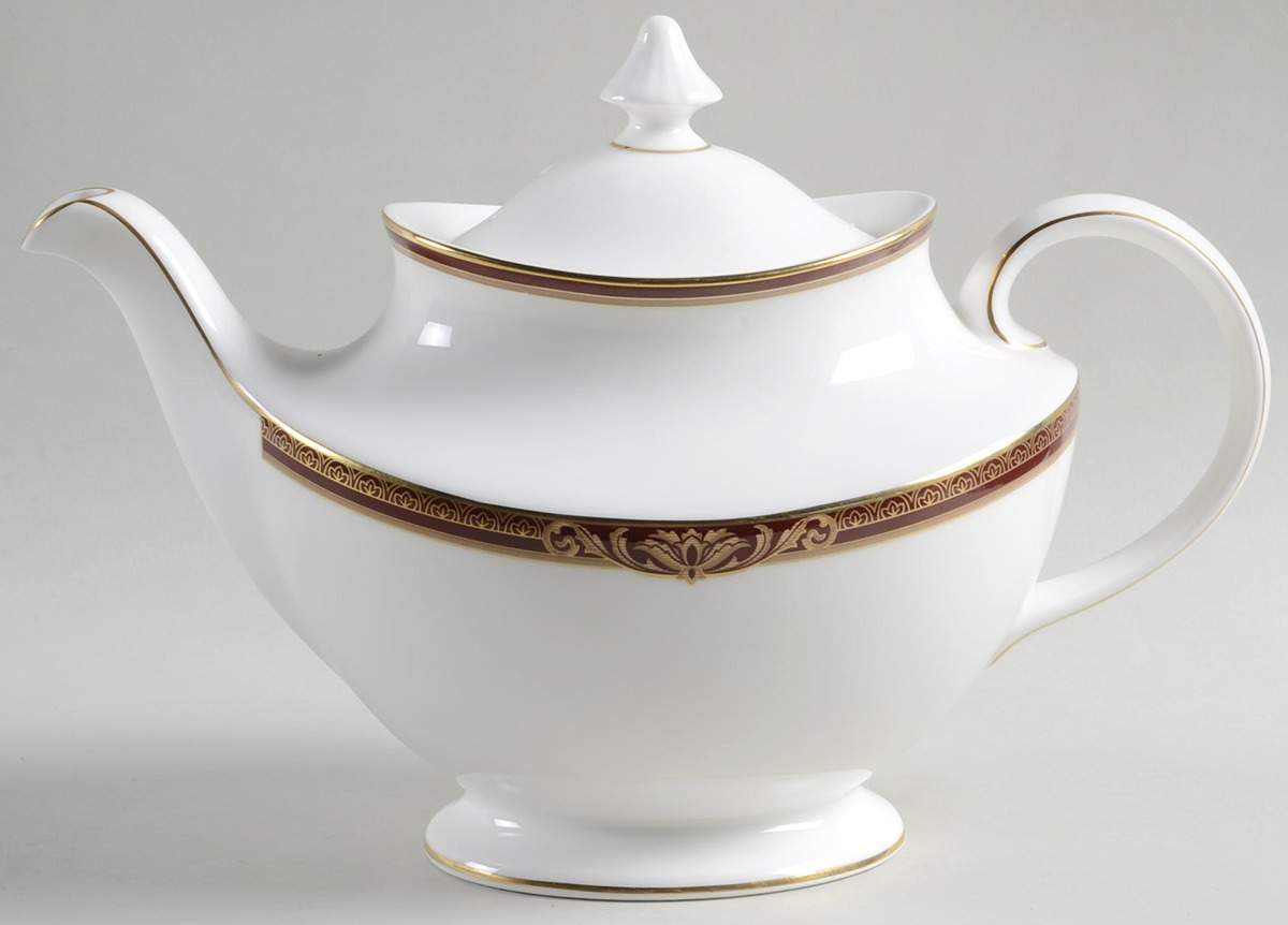 Tennyson Teapot & Lid by Royal Doulton-1
