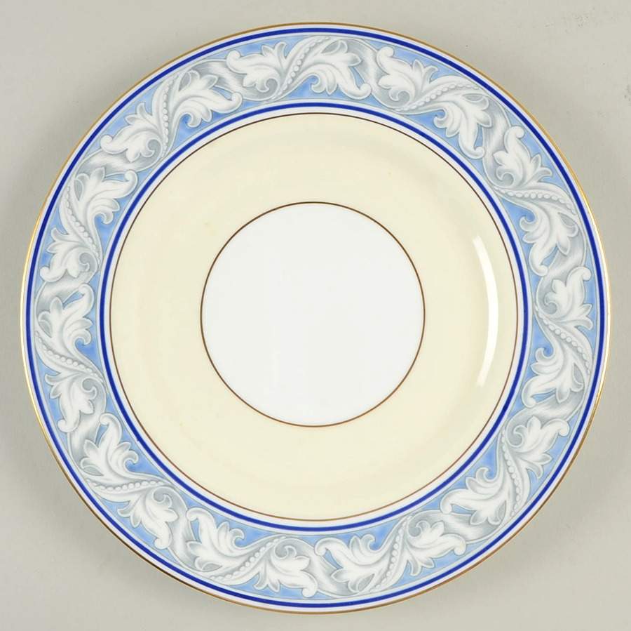 The Tewkesbury Luncheon Plate by Royal Doulton-1