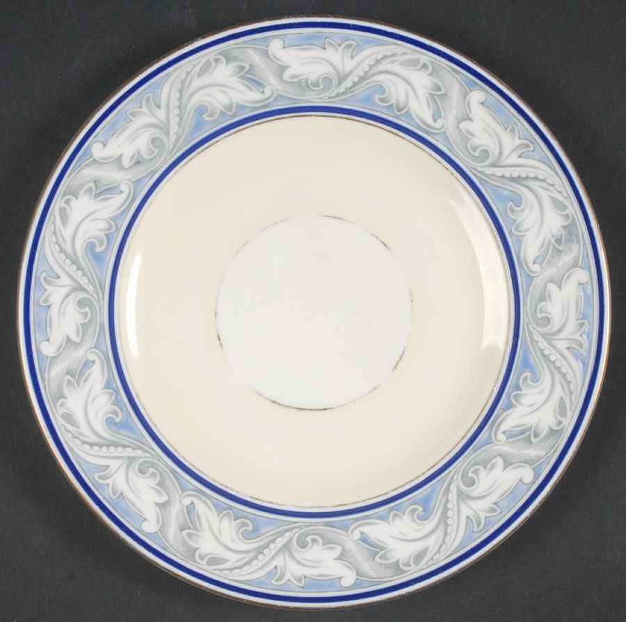 The Tewkesbury Dessert/Pie Plate by Royal Doulton-1