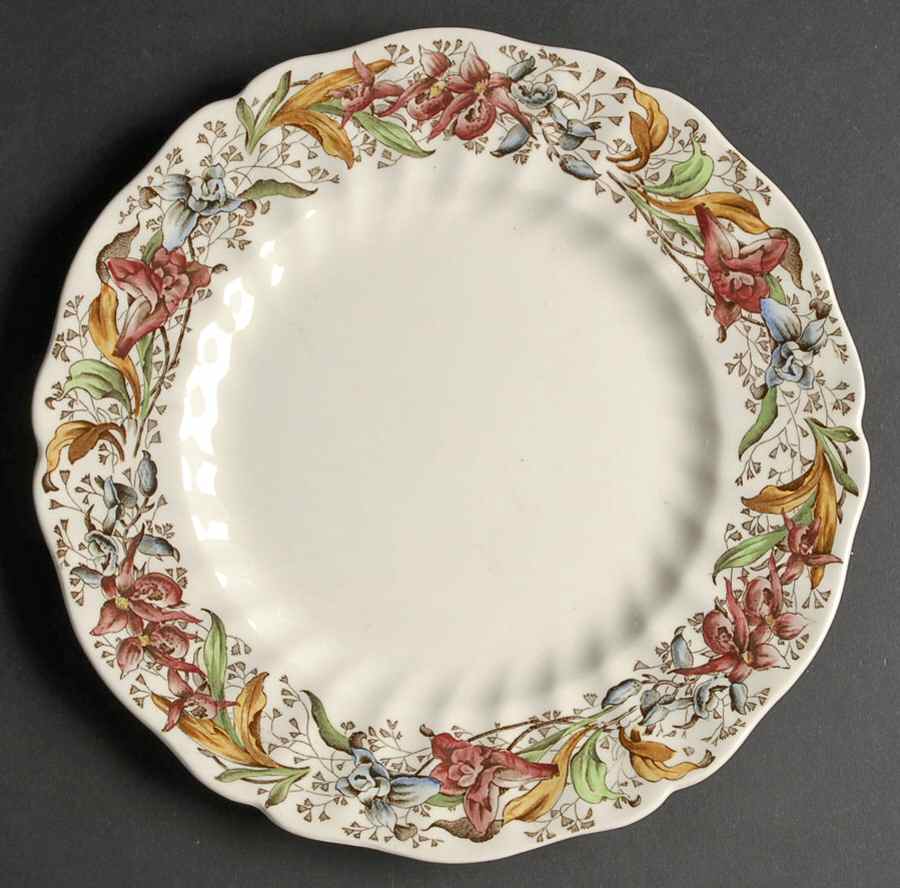 Tintern Luncheon Plate by Royal Doulton-1