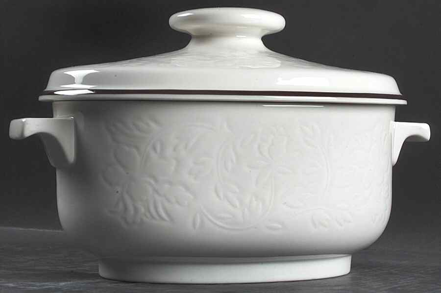 Ting Brown 2.5 Quart Oval Covered Casserole by Royal Doulton-1