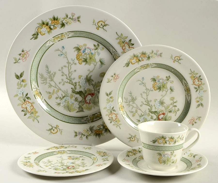 Tonkin 40 Piece Estate Set by Royal Doulton-1
