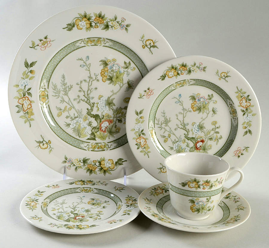 Tonkin 5 Piece Place Setting by Royal Doulton-1