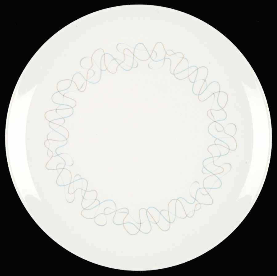 Tracery Dinner Plate by Royal Doulton-1