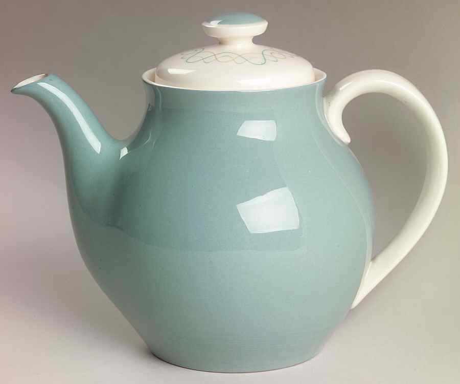 Tracery Teapot & Lid by Royal Doulton-1