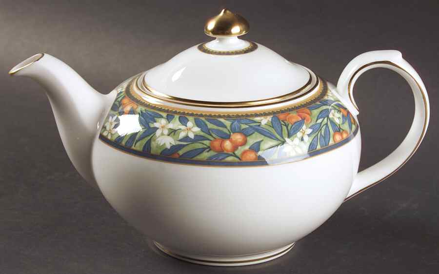 Tudor Grove Teapot & Lid by Royal Doulton-1