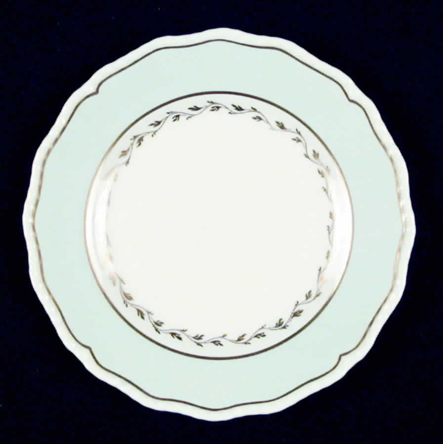 V2225 Bread & Butter Plate by Royal Doulton-1