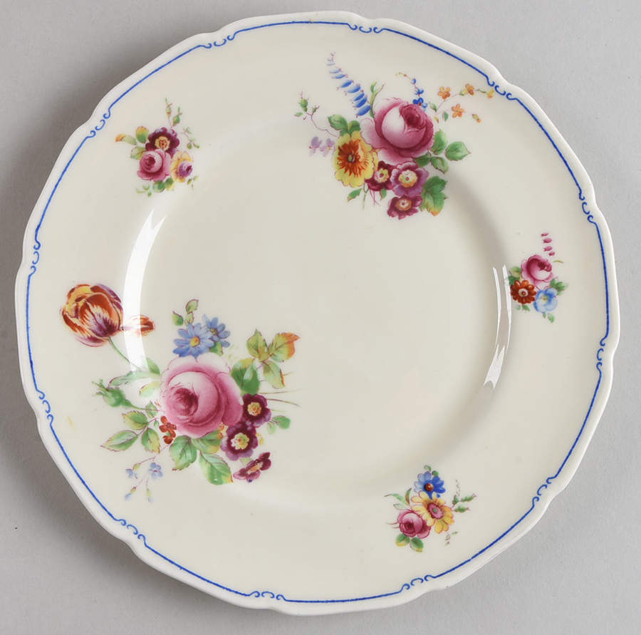 V335 Bread & Butter Plate by Royal Doulton-1
