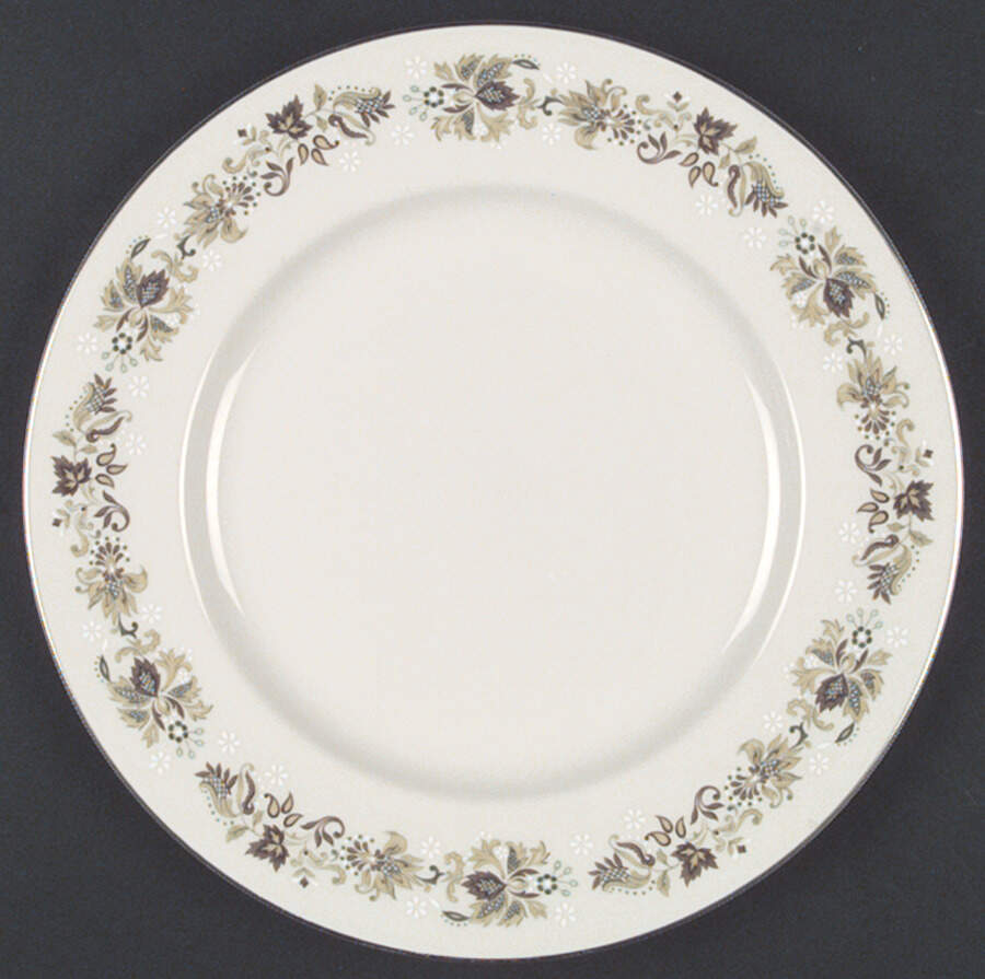Vanity Fair Dinner Plate by Royal Doulton-1