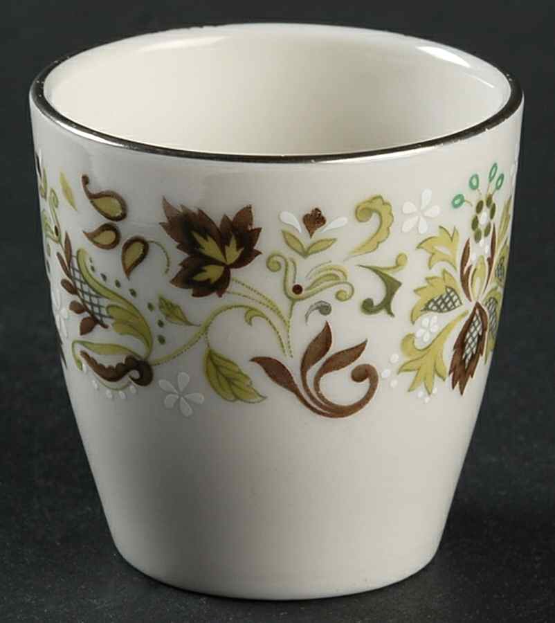 Vanity Fair Single Egg Cup by Royal Doulton-1