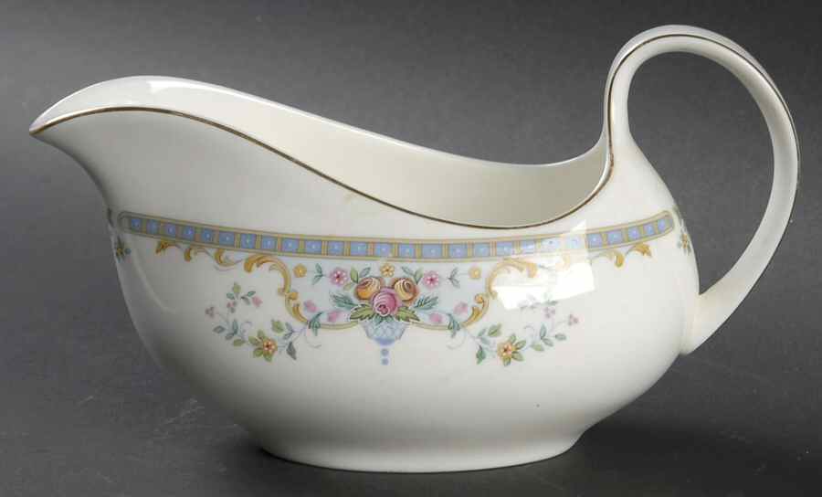 Vail Gravy Boat by Royal Doulton-1