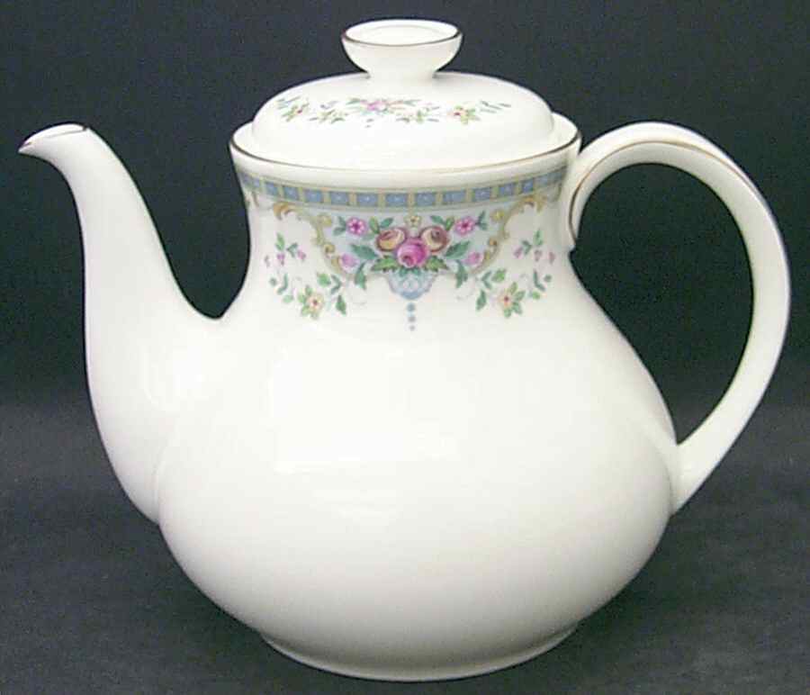 Vail Teapot & Lid by Royal Doulton-1
