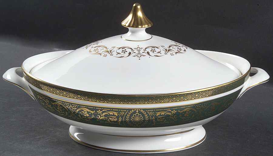 Vanborough Green Oval Covered Vegetable by Royal Doulton-1
