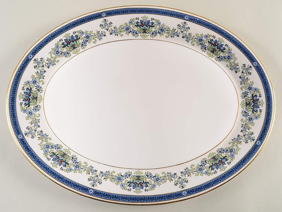 Venetia 16" Oval Serving Platter by Royal Doulton-1