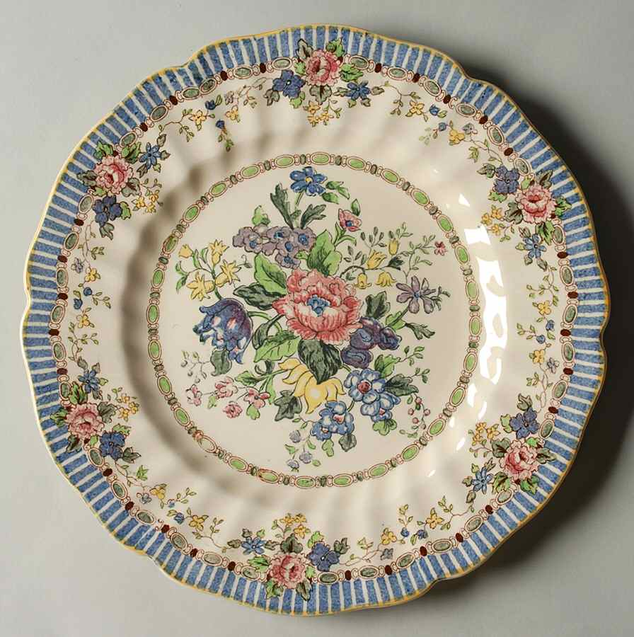 The Vernon Dinner Plate by Royal Doulton-1
