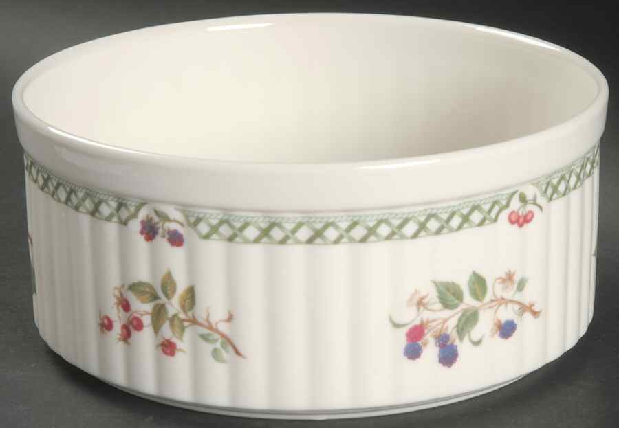 Victorian Garden 7" Souffle by Royal Doulton-1