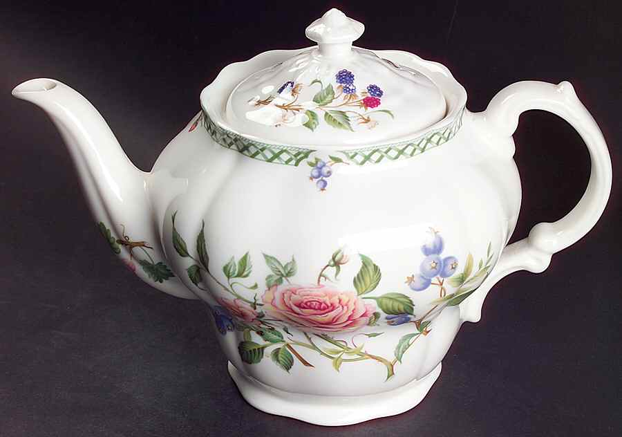 Victorian Garden Teapot & Lid by Royal Doulton-1
