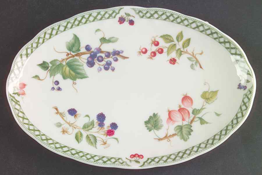 Victorian Garden Relish/Gravy Underplate by Royal Doulton-1