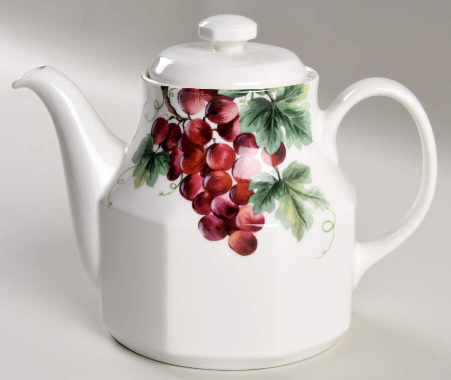 Vintage Grape Teapot & Lid by Royal Doulton-1