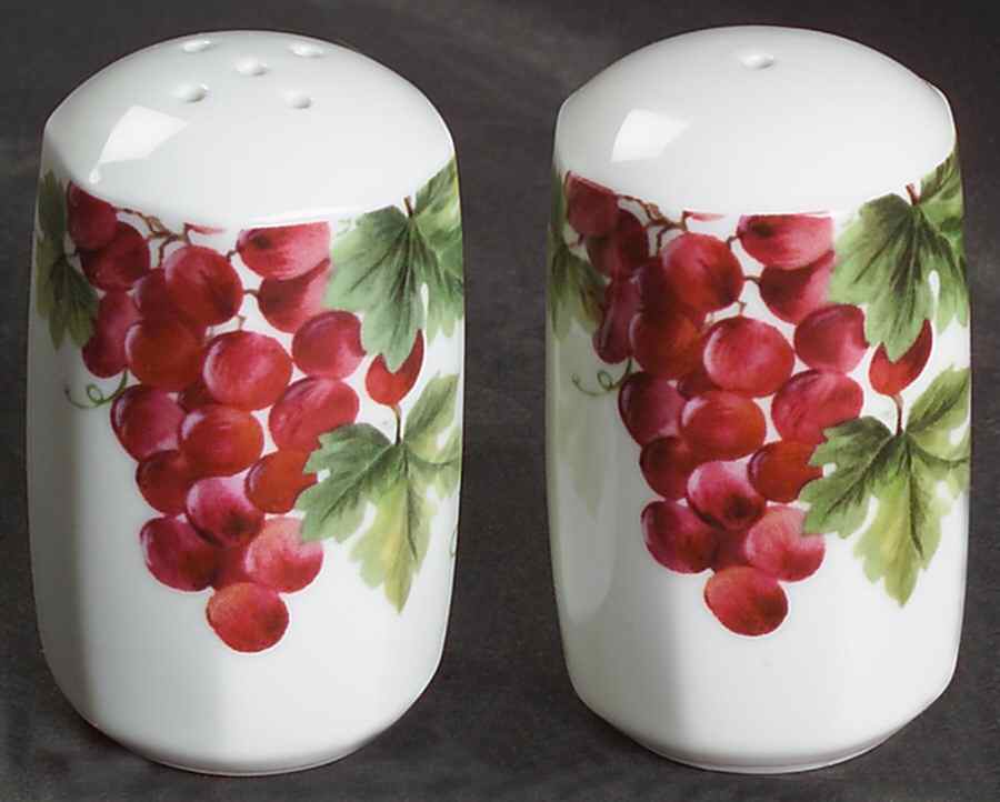 Vintage Grape Salt & Pepper Set by Royal Doulton-1