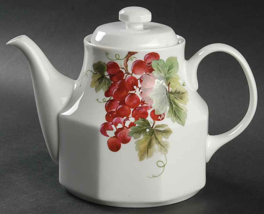Vintage Grape Teapot & Lid by Royal Doulton-1