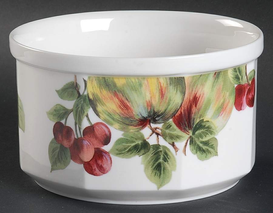Vintage Grape 5" Souffle by Royal Doulton-1