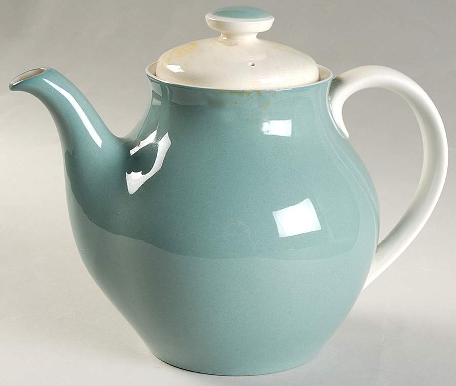 Vista Teapot & Lid by Royal Doulton-1