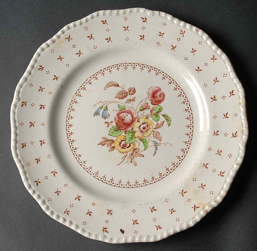 Warwick Luncheon Plate by Royal Doulton-1