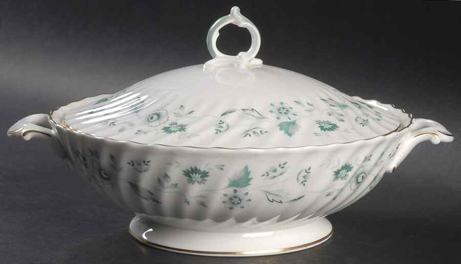 Waverley Round Covered Vegetable by Royal Doulton-1