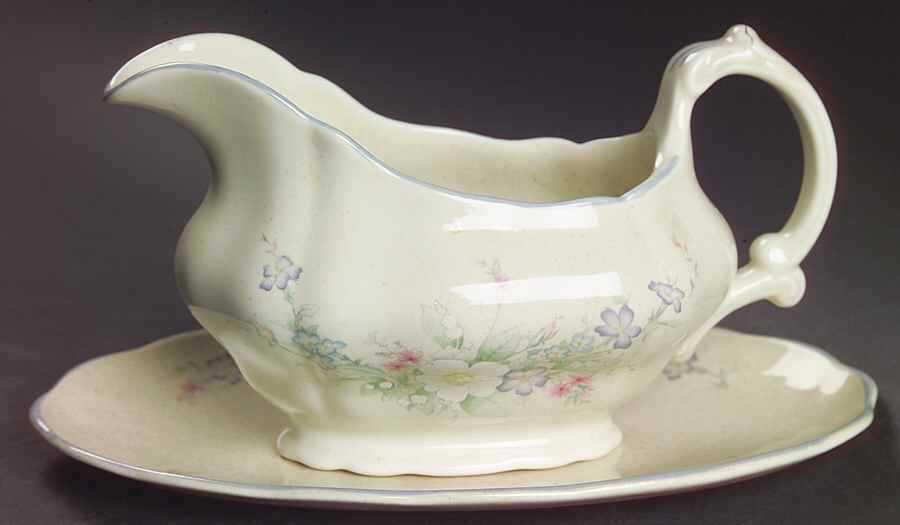Westmoreland Gravy Boat & Underplate/Relish by Royal Doulton-1