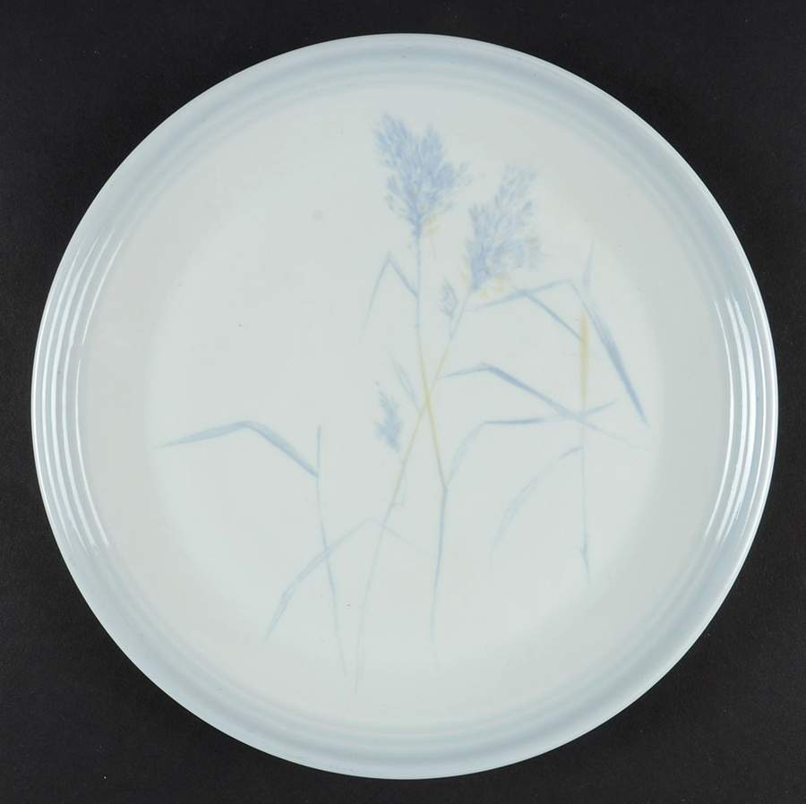 Whisper Salad Plate by Royal Doulton-1