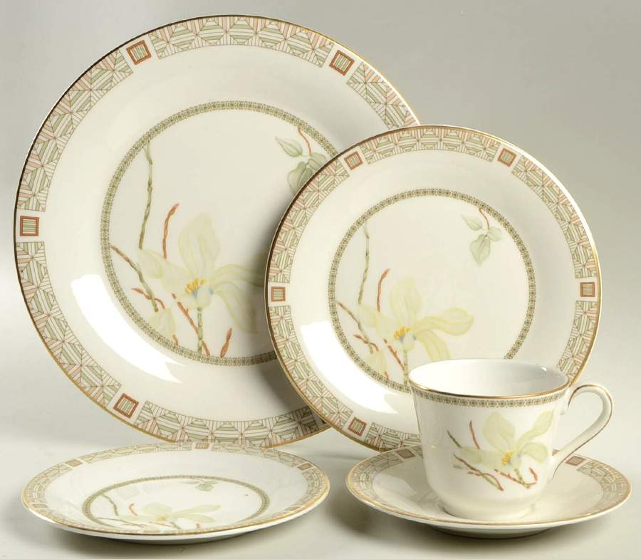 White Nile 40 Piece Estate Set by Royal Doulton-1