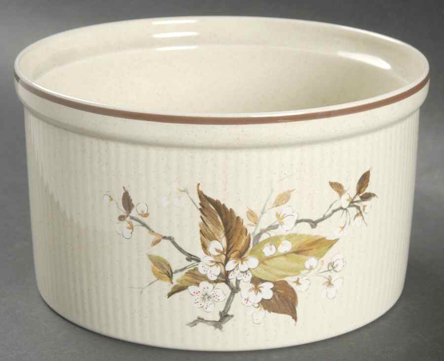 Wild Cherry 6" Souffle by Royal Doulton-1