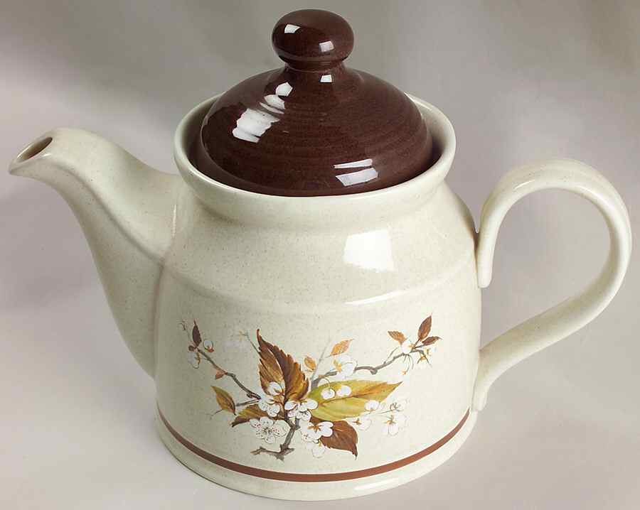 Wild Cherry Teapot & Lid by Royal Doulton-1