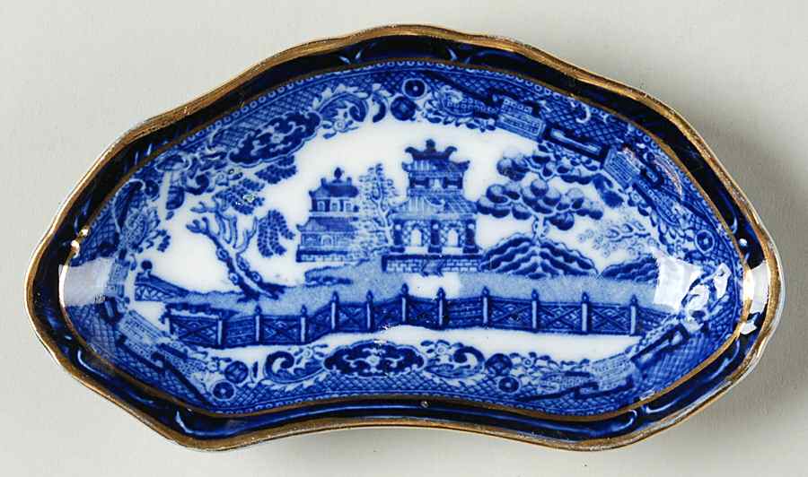 Willow (Flow Blue) Bone Dish by Royal Doulton-1